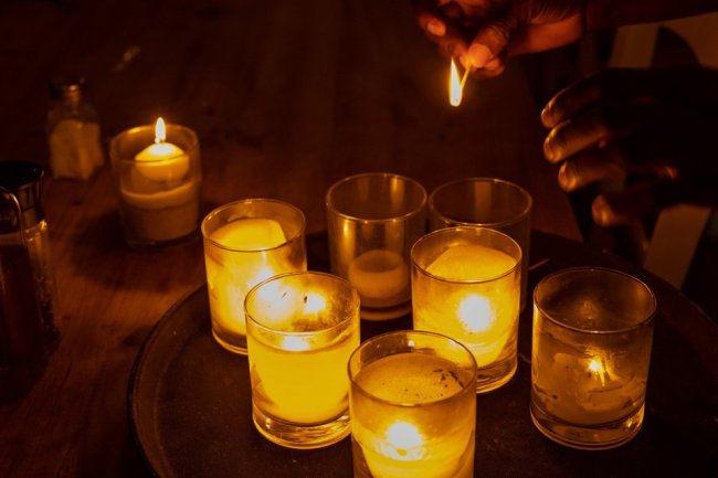 Alerting people that rolling blackouts might cause a food scarcity