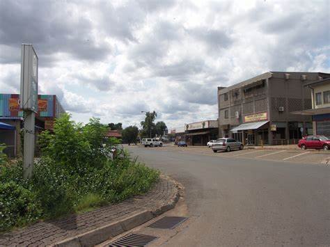 The Limpopo community requests that the President address issues affecting their municipality.