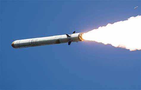 War in Ukraine: Russia starts "massive" drone and missile attacks