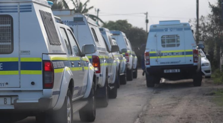 As a security guard is shot and killed in Diepsloot, police begin a manhunt.