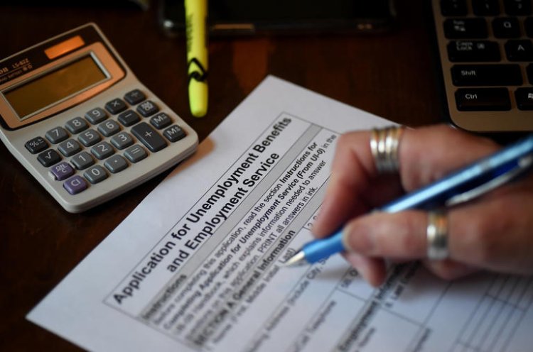 The jobs emergency | Graduates feel the blow of unemployment