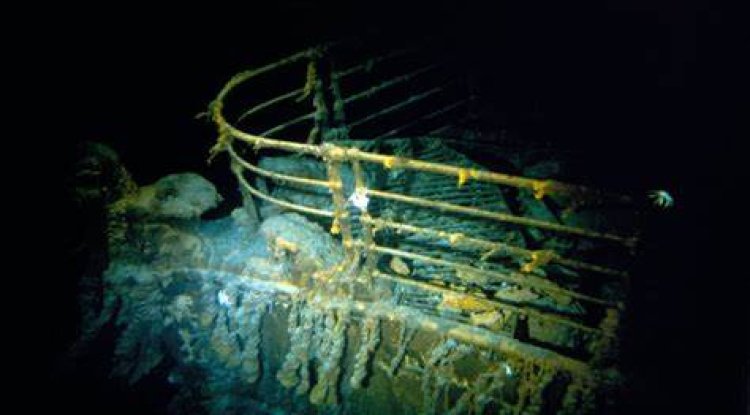 Titanic tourist sub missing for third day as search teams race clock