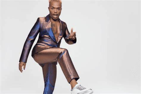 Somizi is living his best gym life, but it’s that bulge in his sweatpants that has fans talking