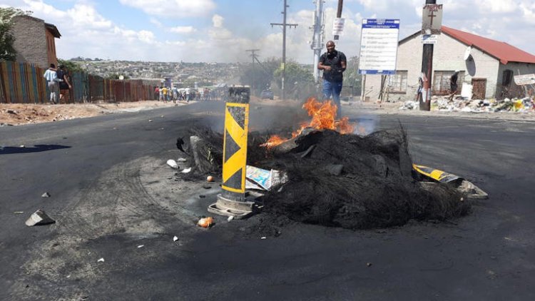 Diepsloot leaders hopeful for presidential visit