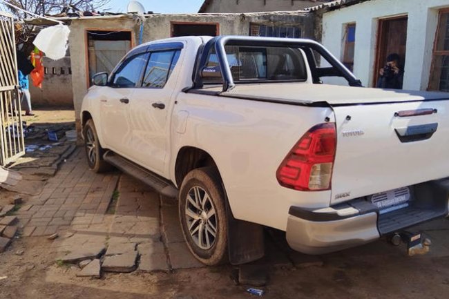 Another hijacked Toyota vehicle tracked and found parked at a woman’s house in Ekurhuleni
